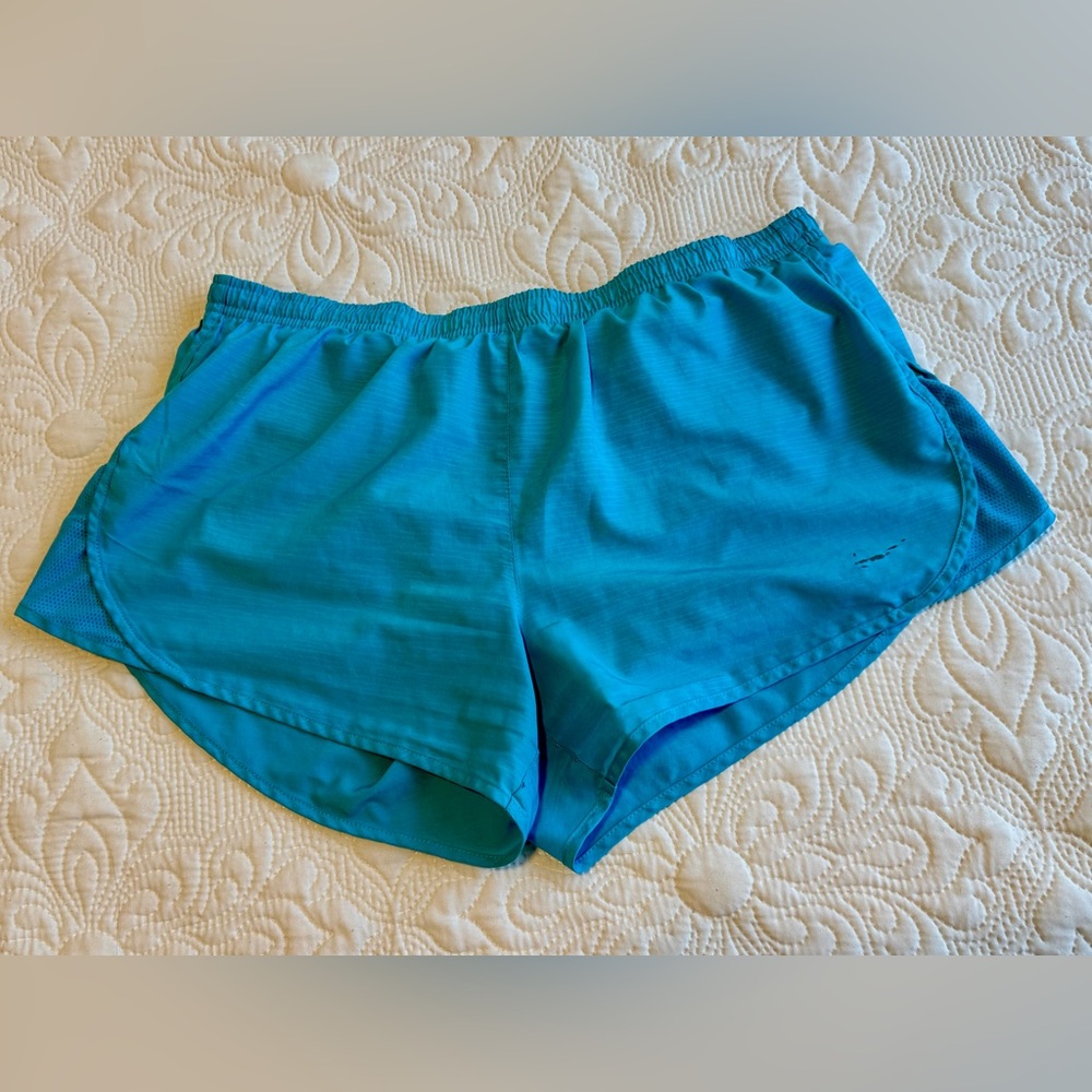 Nike Dri‑Fit Running Shorts | Light Blue | Women’s Medium 🩵✨